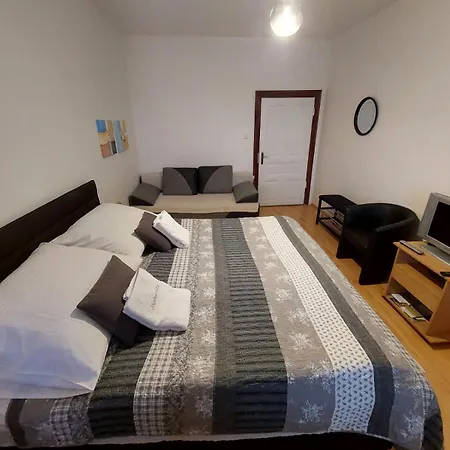 Skalna Ruza - Koevirozsa Panzio Gasthuis *