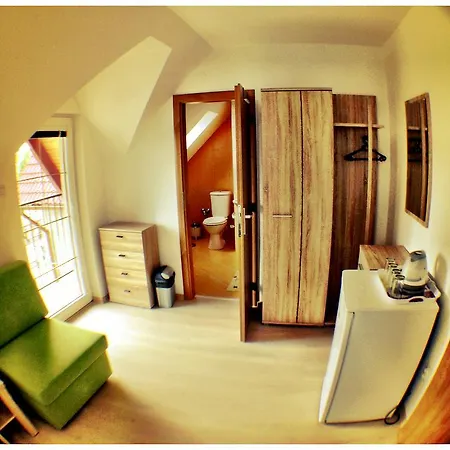 Gasthuis Skalna Ruza - Koevirozsa Panzio *